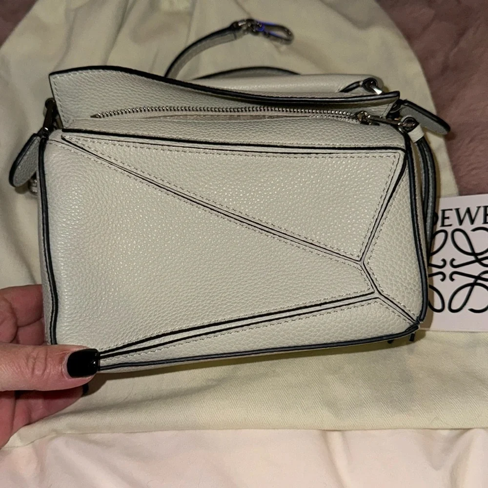 Making room - Picture 2 of 6